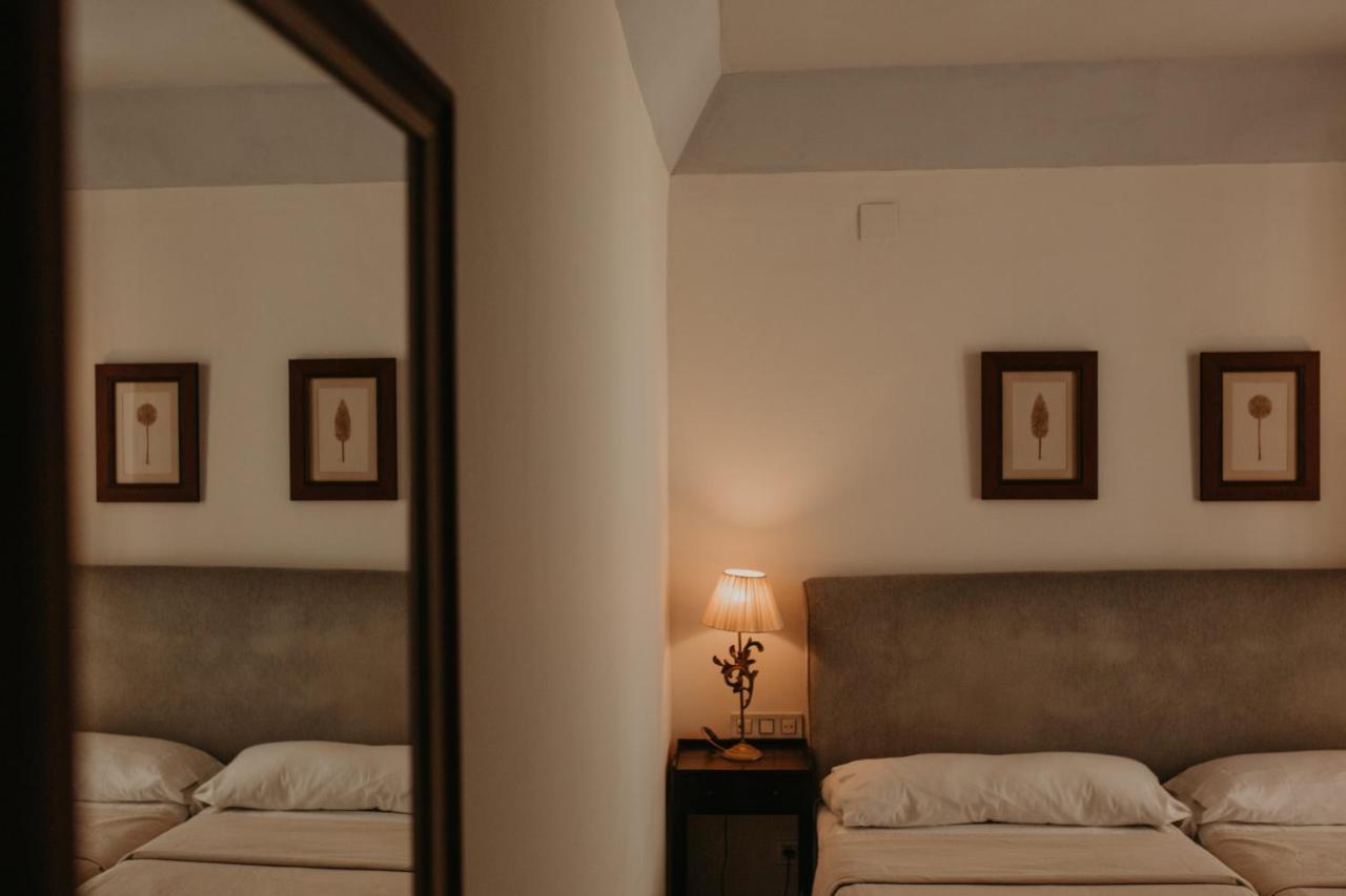 Hotel Posada De Valdezufre Aracena Zewnętrze zdjęcie
